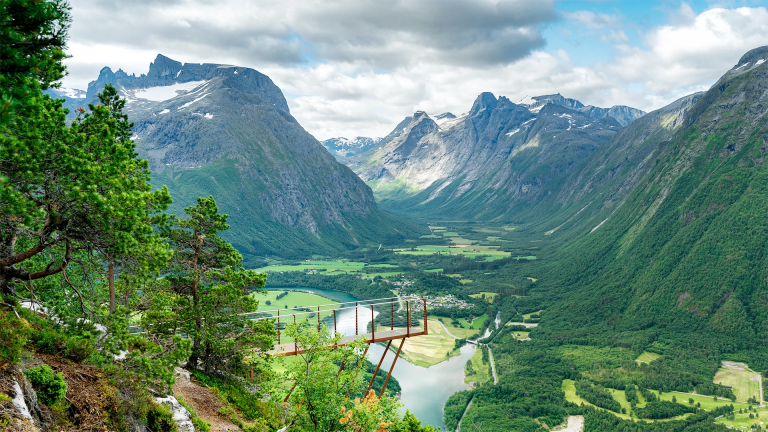 13D12N : Arctic Norway Frontier Oslo