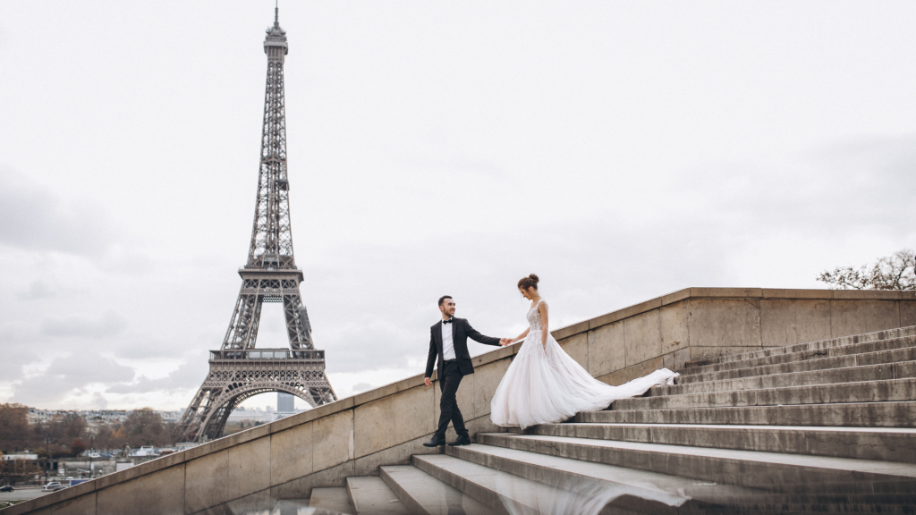 11D PARIS TO NORMANDY