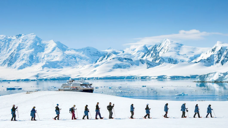 18D17N Antarctic Circle Expedition