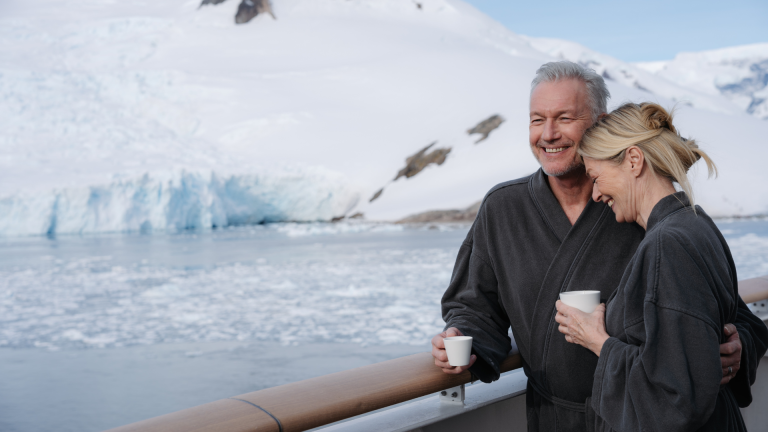 18D17N Antarctic Circle Expedition