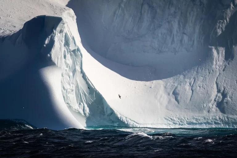 11D10N : Inuit Spring of Ammassalik