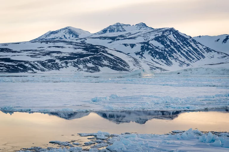 11D10N : Inuit Spring of Ammassalik
