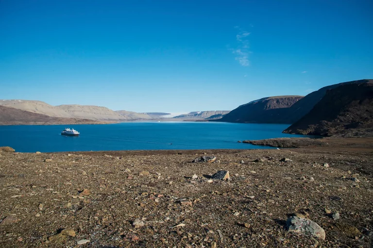 14D13N Baffin Bay Secrets