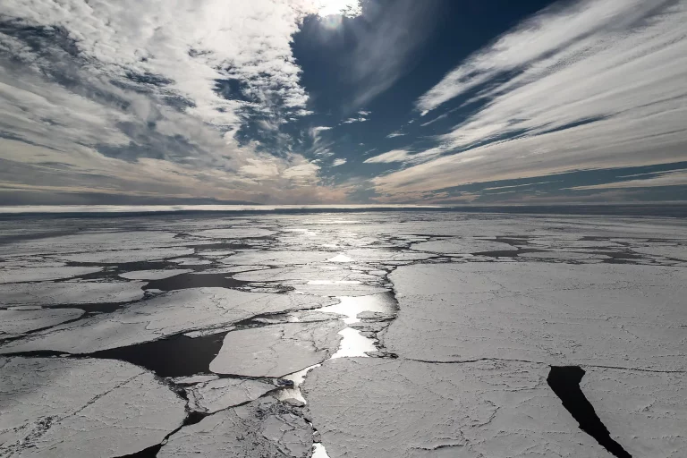 13D12N : The Geographic North Pole