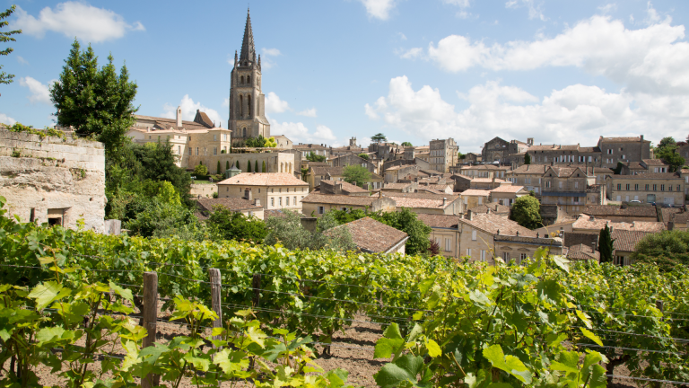 8D7N Brilliant Bordeaux (Bordeaux –  Bordeaux)