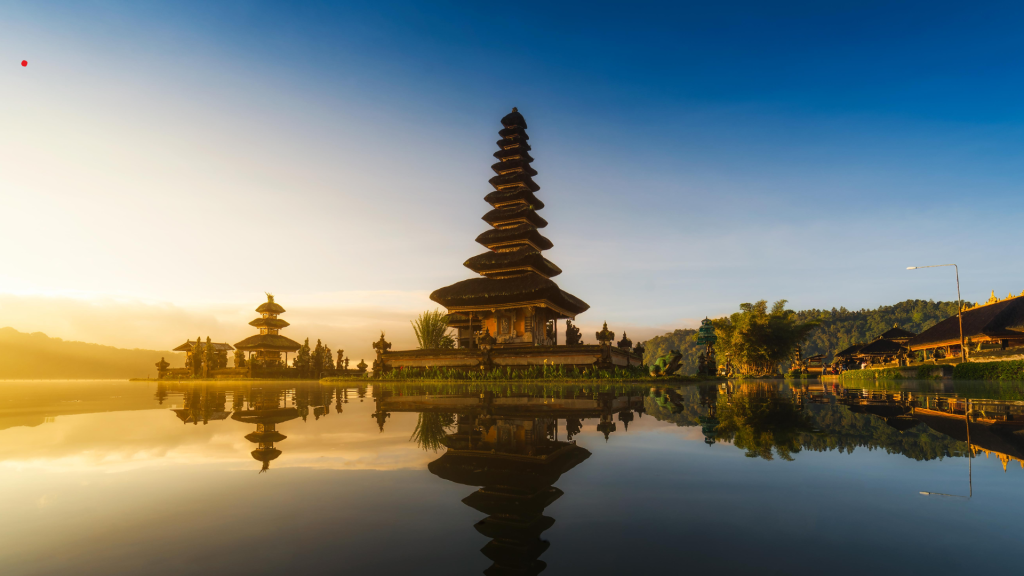 15D14N Singapore – Bali (Indochina to Bali Seafarer)