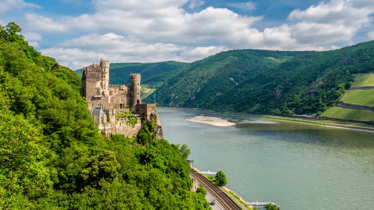 Uniworld: 8D7N Castles along the Rhine (Basel to Arnhem)