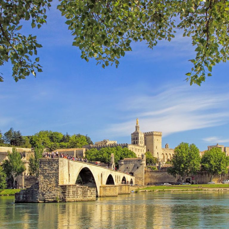 8D Burgundy & Provence