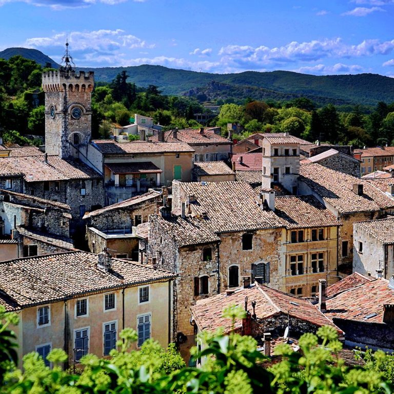8D Burgundy & Provence