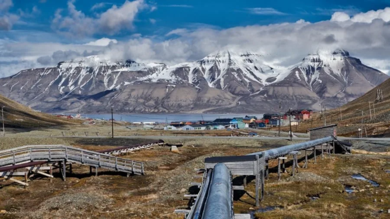 11D10N Circumnavigation Spitsbergen – In the Realm of Polar Bears