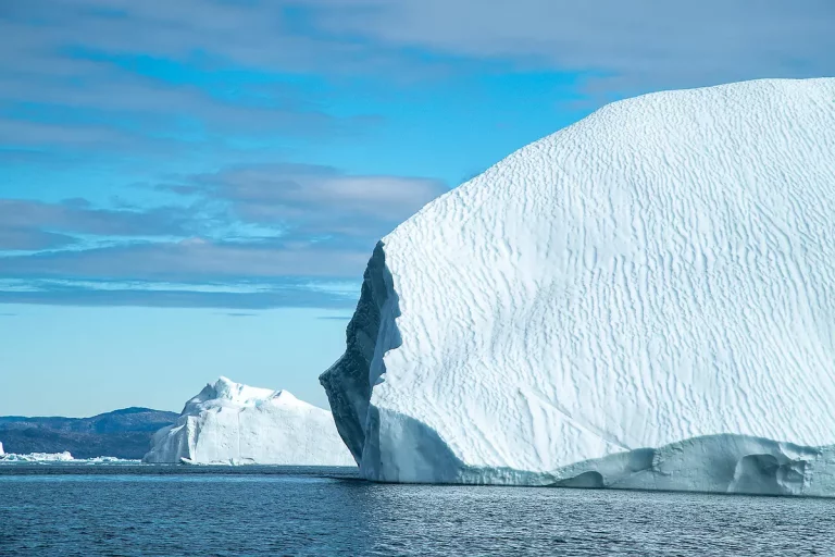 8D7N: Disko Bay and Inuit villages