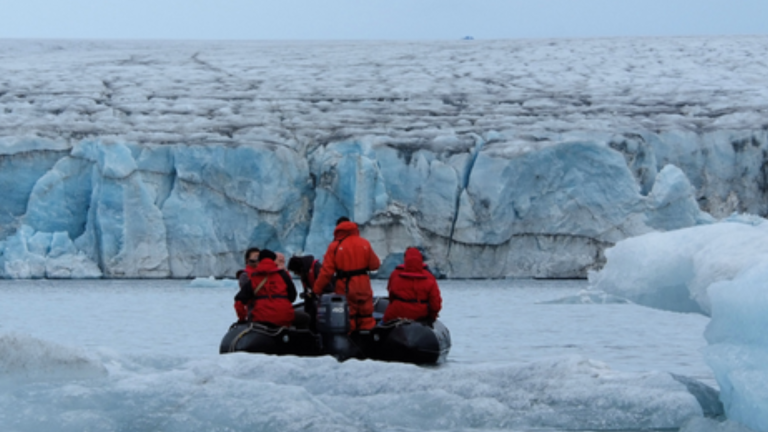 8D7N: Disko Bay and Inuit villages