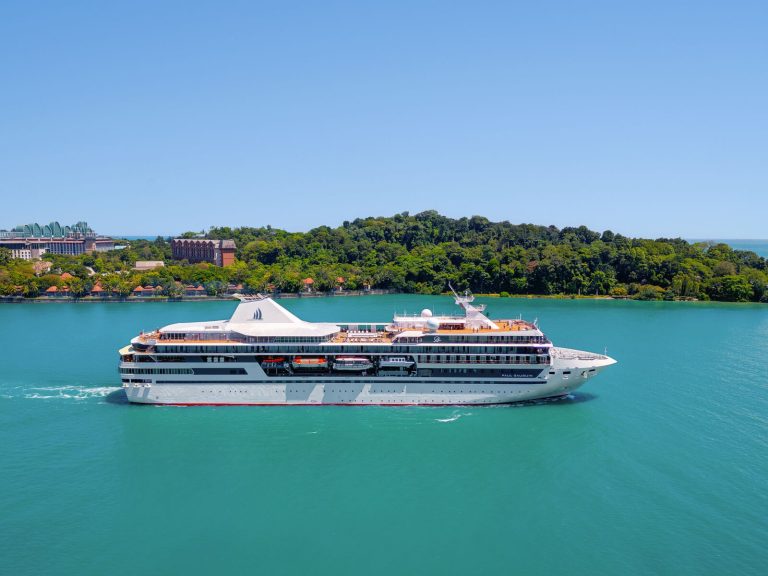 14D13N Fiji, Tonga, Cook Islands and Society Islands (Lautoka, Viti Levu Island – Papeete, Tahiti Island)