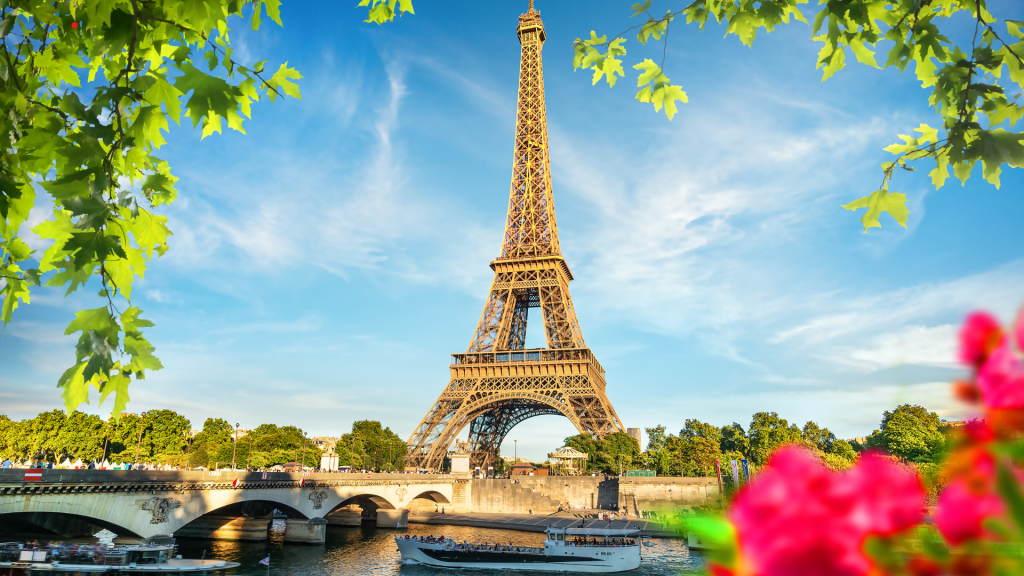 15D14N Paris – Copenhagen (NORTHERN ENCHANTMENT)