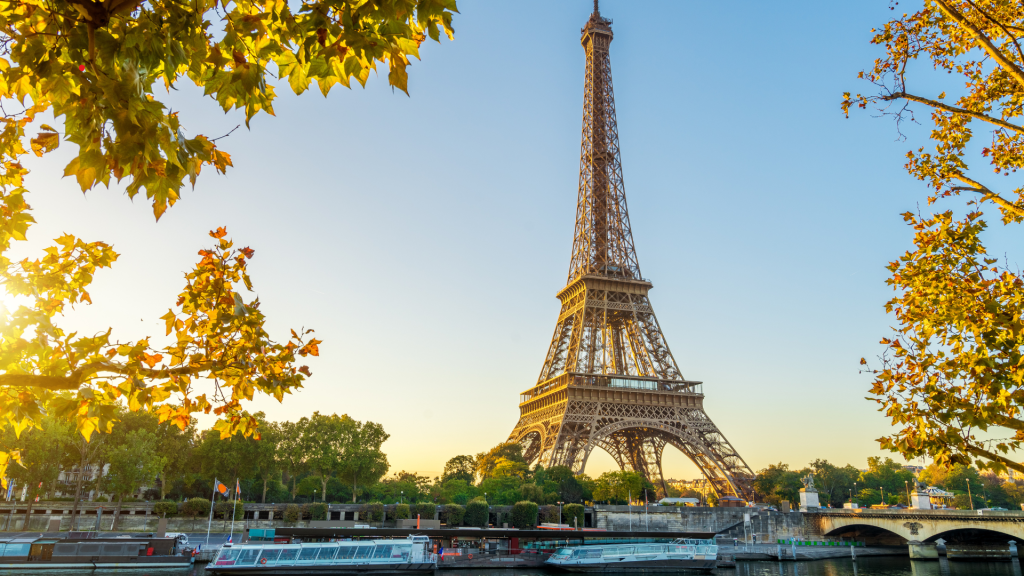 8D Paris Normandy