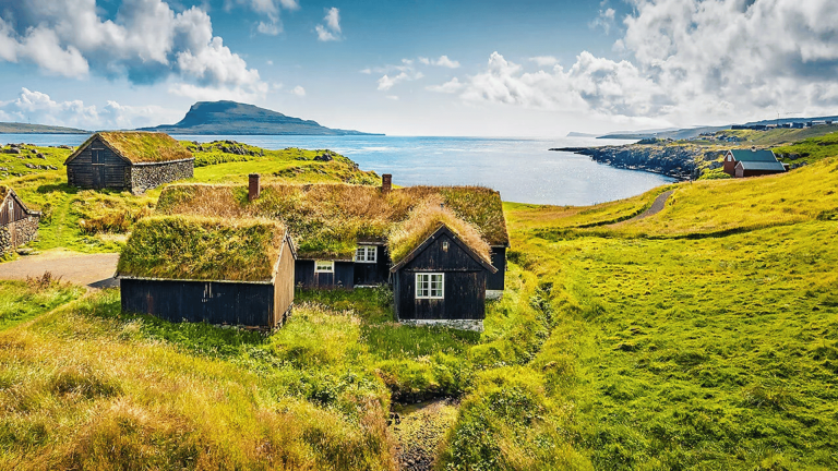 11D10N : Wild lands of Scotland, the Faroe Islands and Iceland
