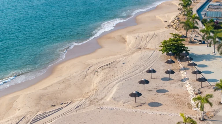 14D13N Cultures & Traditions of Central Africa: Luanda to Accra