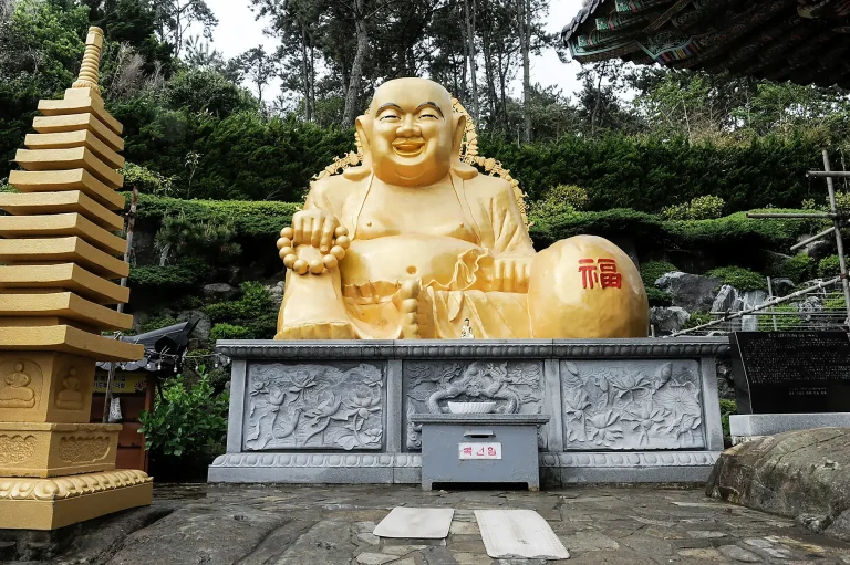 9D8N Treasures of Japan and South Korea by Sea