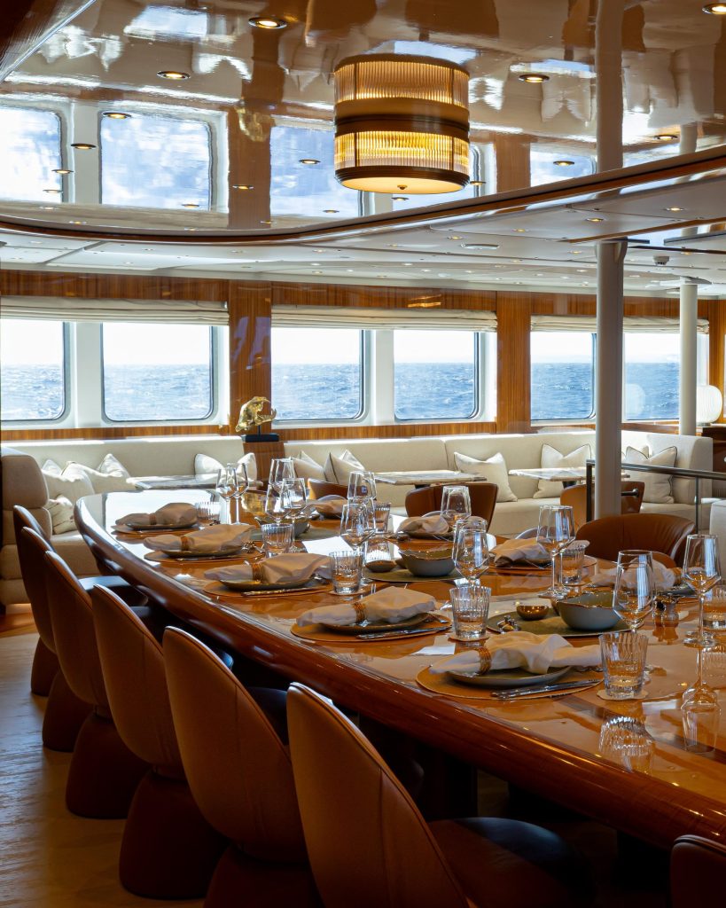 Aqua Lares main saloon